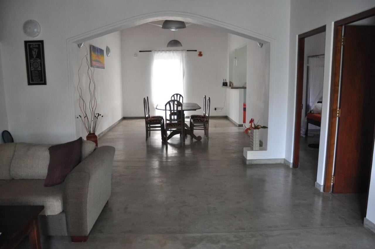 Land'S End Villa Унаватуна Номер фото